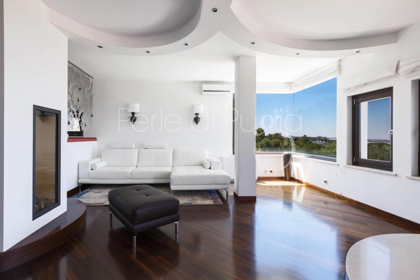 Villa Iside 孔韦尔萨诺 外观 照片